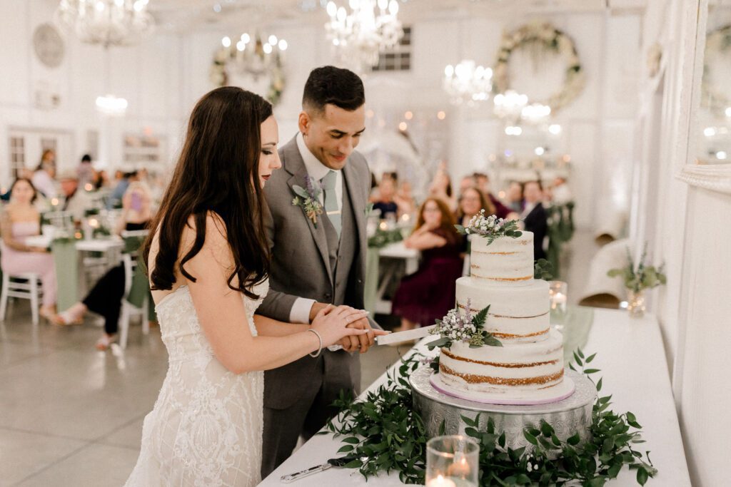 How All-Inclusive Weddings Save You Money in Tampa Bay