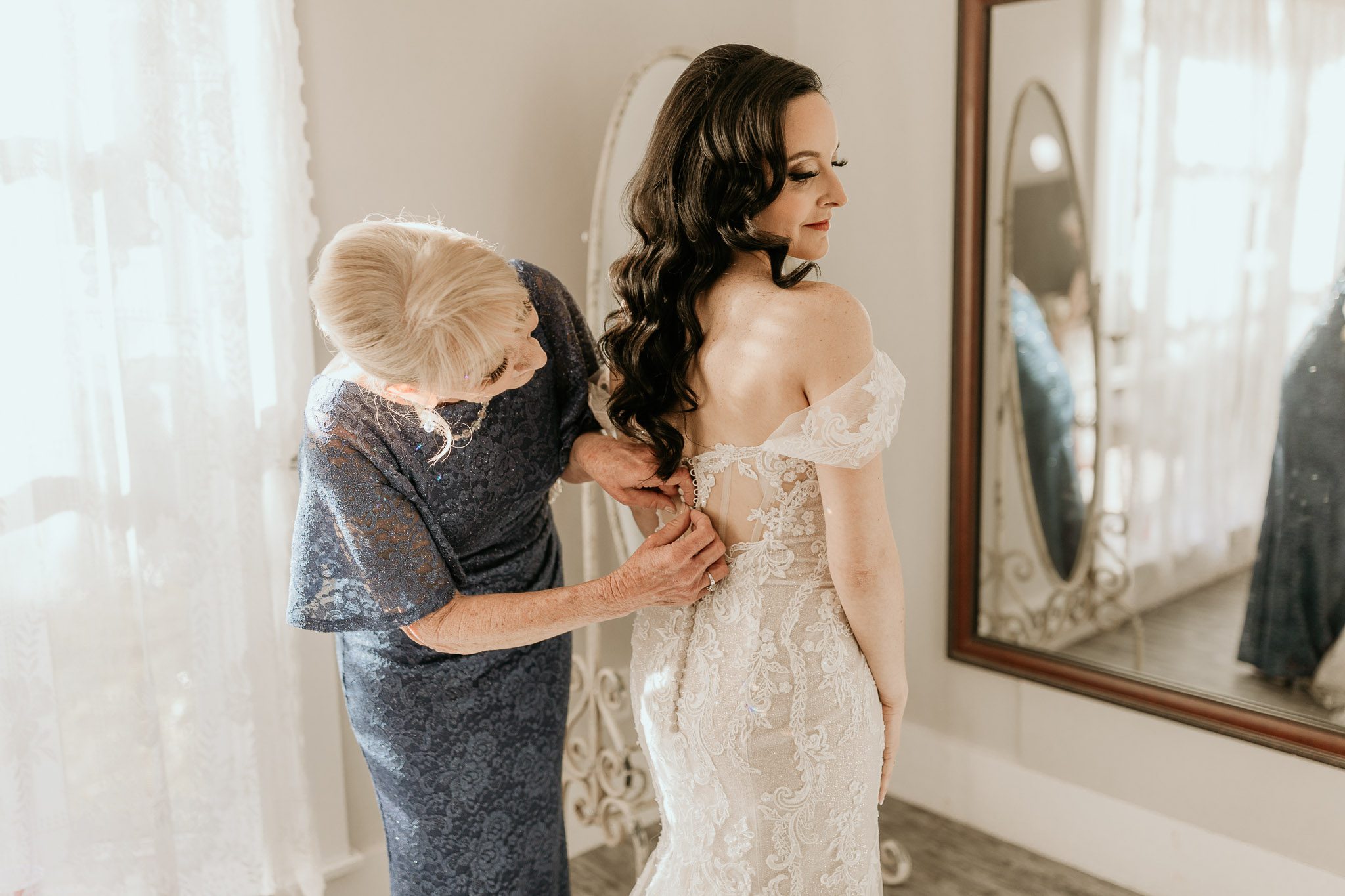 Saxon-WOW-On-Brand-Photo-Orange-Street-12